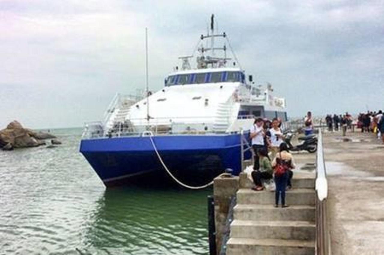 Seacraze Condominium Hua Hin Luaran gambar